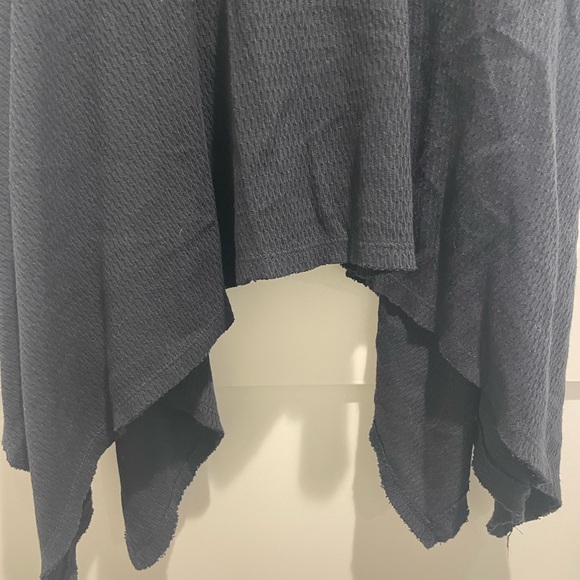 WE THE FREE Women's Navy Blue Tank Top size XL - Picture 3 of 8